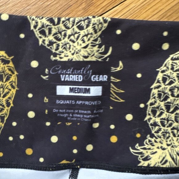 Constantly Varied Gear (CVG) Pineapple Shorts Women’s Size M– 2.5” - Picture 3 of 5